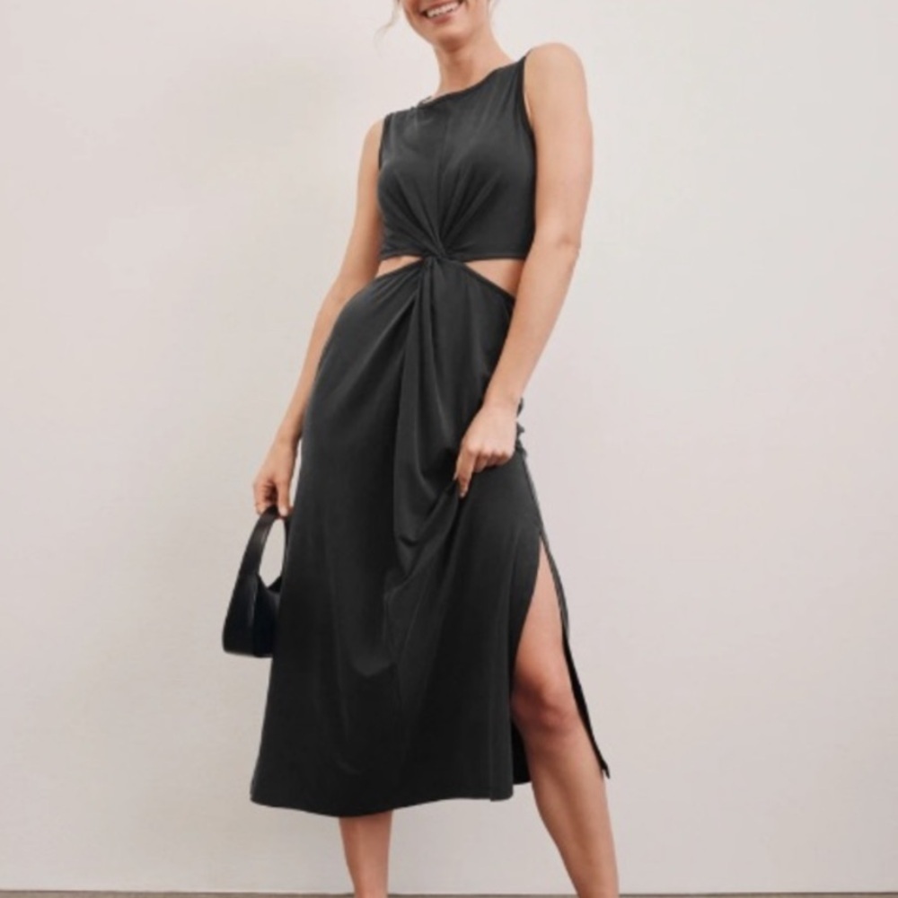 Beyond Yoga Around The World Front Twist Midi Dress Size Medium